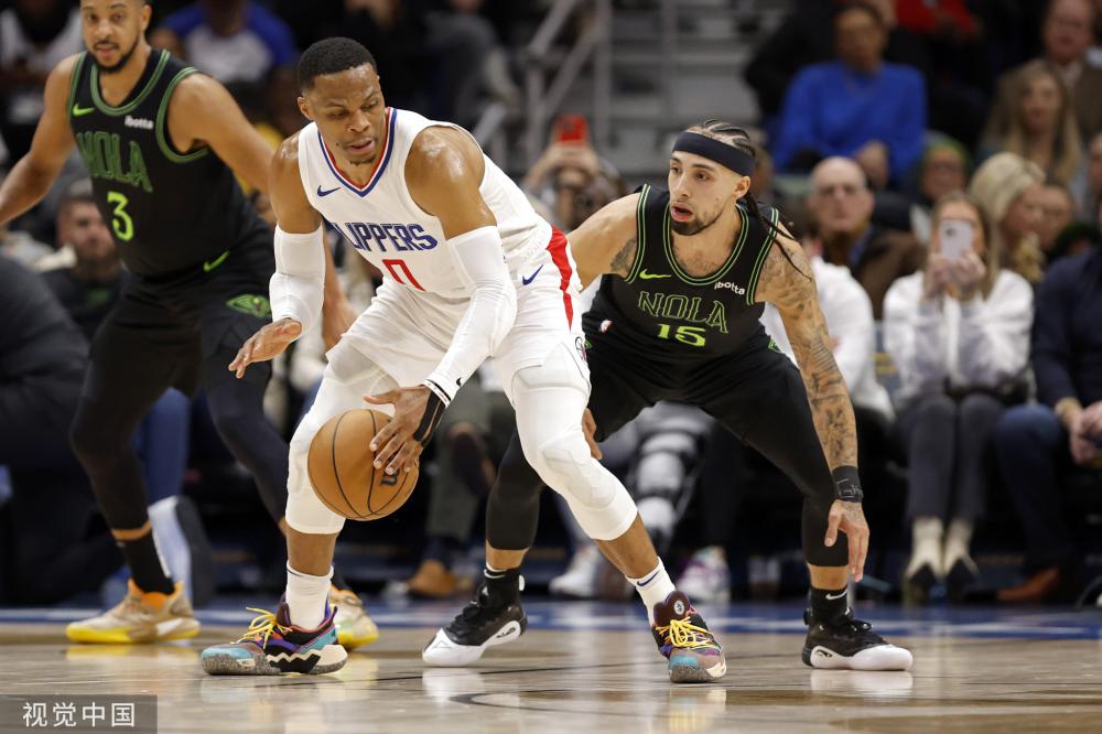 曾凭借其快 曾凭借其快